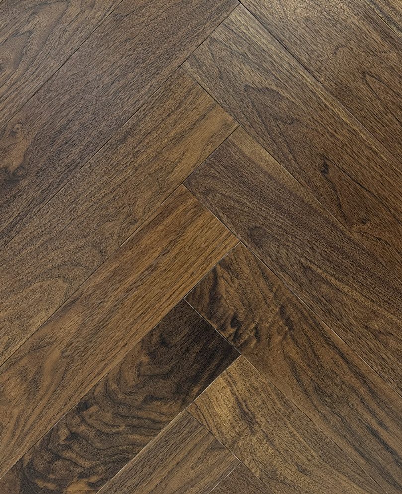 herringbone ENGINEERED Walnut Natur Mount of Mckinley