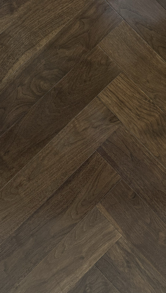 Паркет Herringbone ENGINEERED Walnut Select Niagara Falls